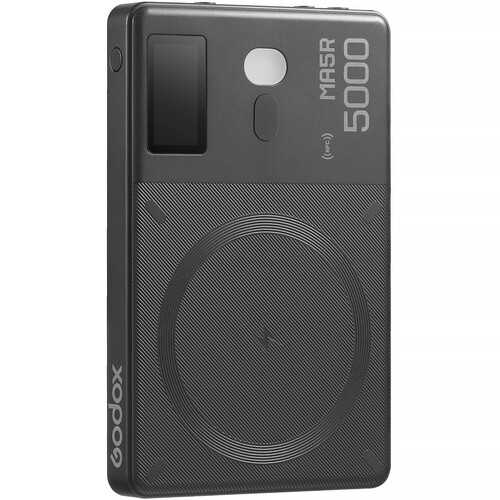 Godox MA5R פנס RGB קומפקטי עם טעינה אלחוטית MagSafe לסמארטפון